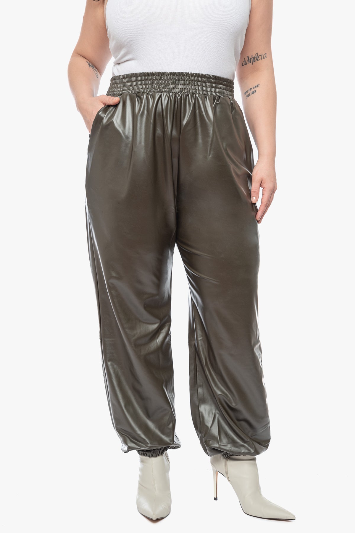 מכנסי LEA דמוי עור