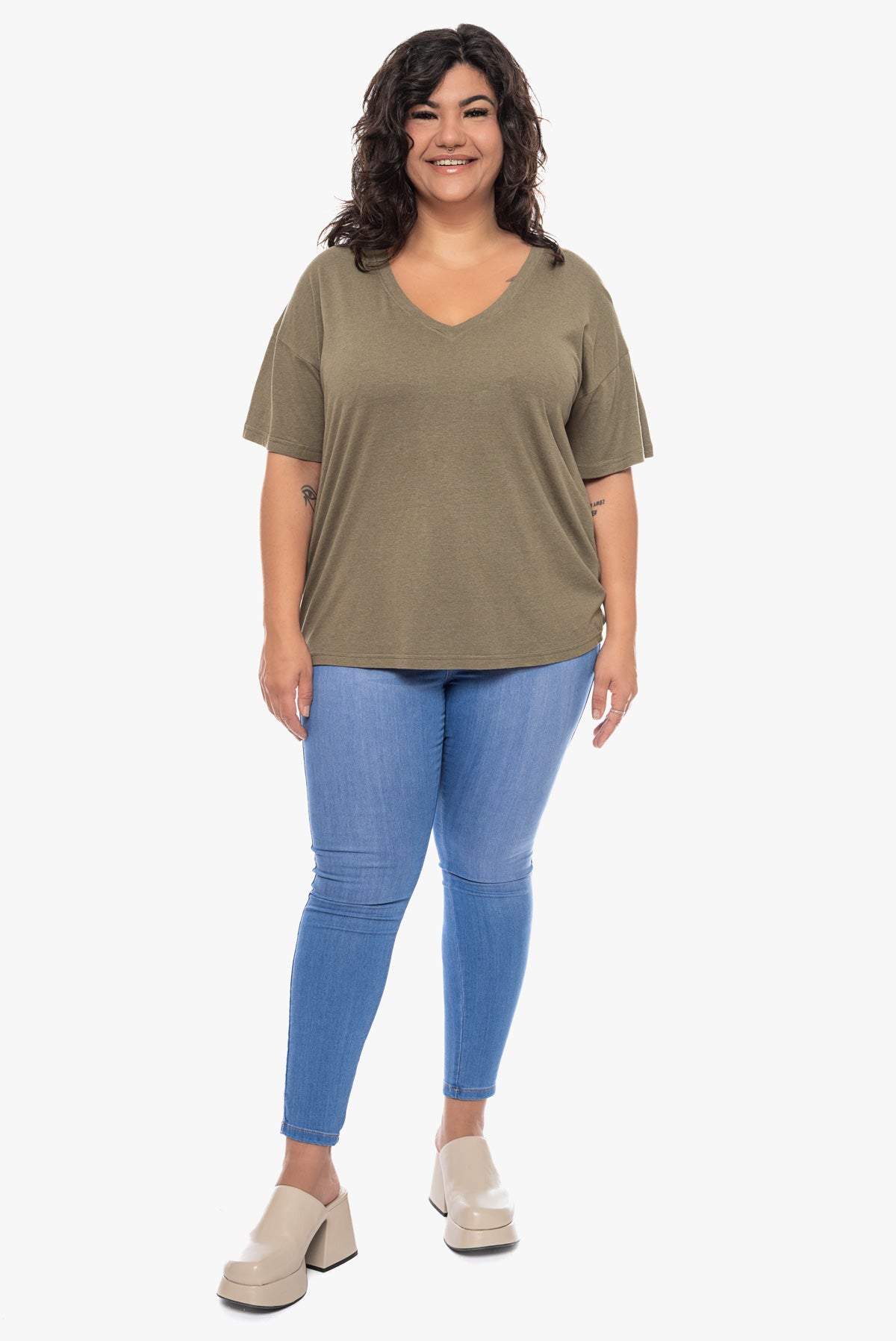 חולצה CAROL ארמי