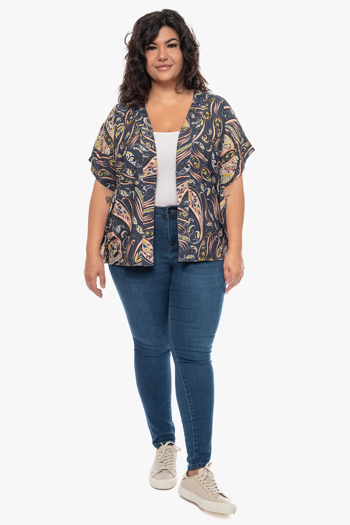 עליונית ZIA נייבי