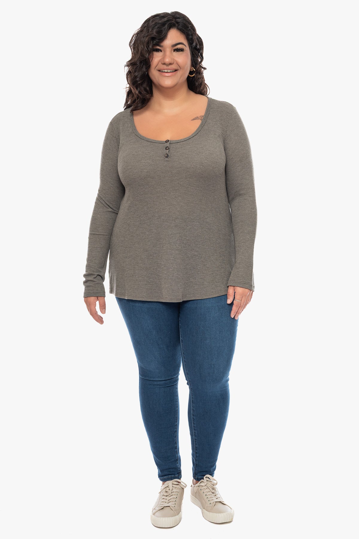 חולצה TIA זית